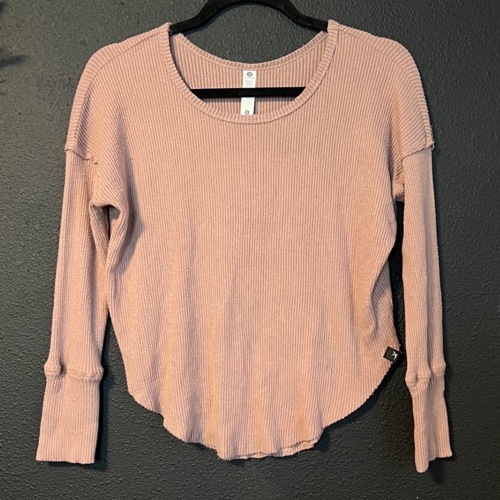 Glyder Ribbed Long Sleeve Top‎ Small Pink Athleisure Thumbhole Raw Hem Stretch